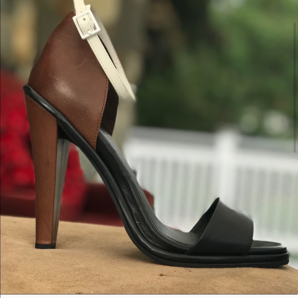 Shoemint 🛩 black brown colorblock heels shoes